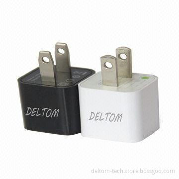 100 to 240V AC Universal USB Travel Charger, Ideal for IPDAs, Digital Cameras and Mobile Phones